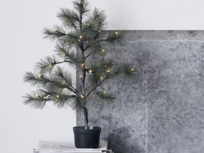 kerstboom met lichtjes den - house doctor - huiszwaluw home
